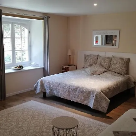 Le Domaine Des Platanes Couette-café