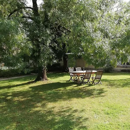 Bed & Breakfast Le Domaine Des Platanes *