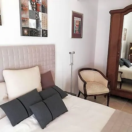 Le Domaine Des Platanes