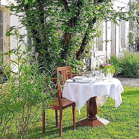 Le Domaine Des Platanes 4* Bourg-Charente